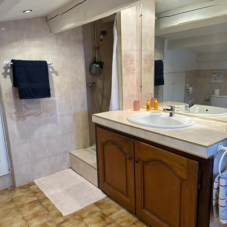 Casa de hóspedes Dans Maison Familiale